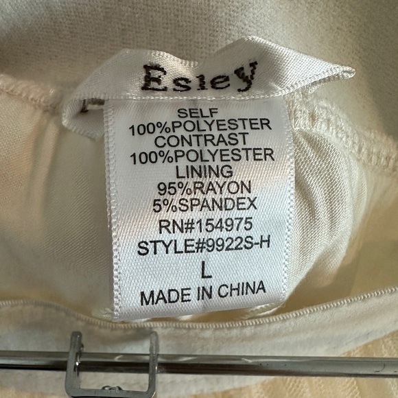 Esley Tulle Skirt - Picture 4 of 5